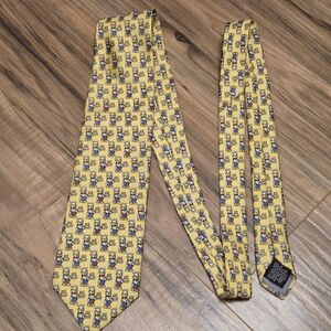 Beaufort For Tie Rack - Silk Yellow Tie With Bear Chef Holding A Birthday Cake